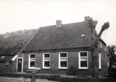 J. Kroeze (later D. Oudman en A. Rosing) aan de Ambachtsstraat